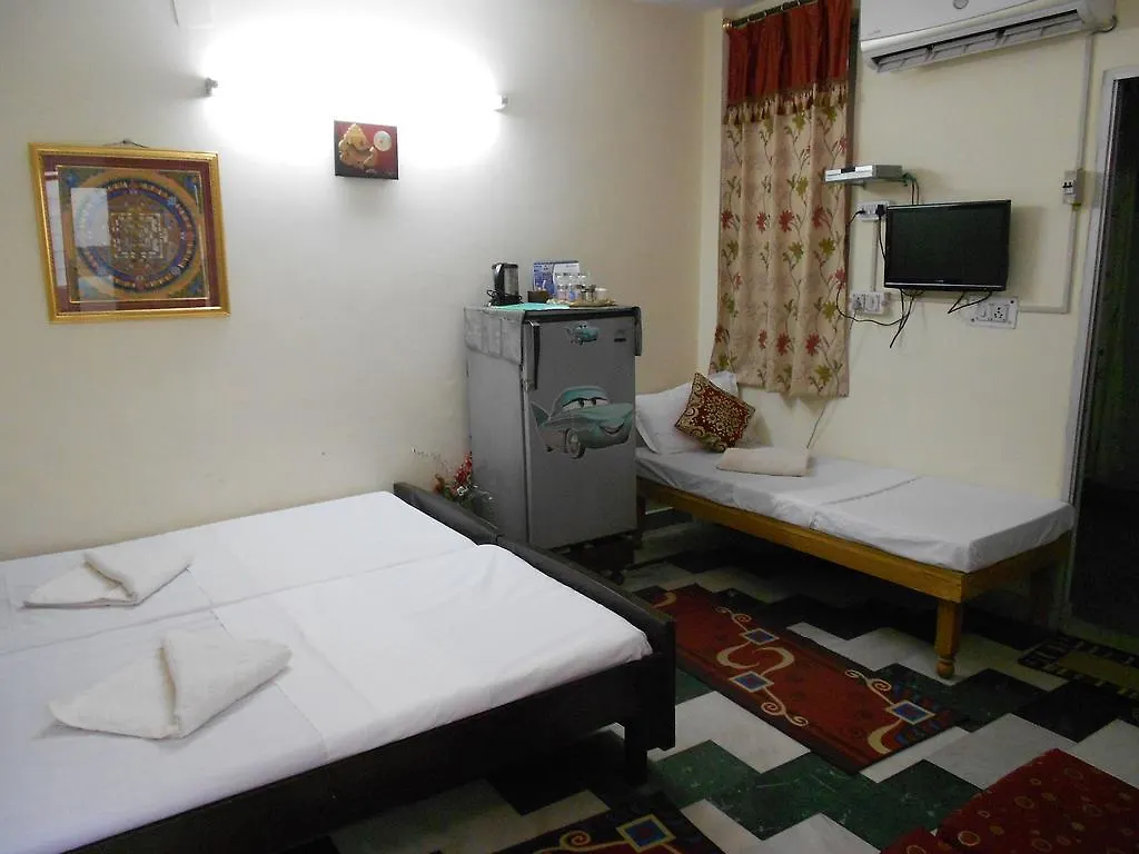 Mystique Moments B&B Delhi  2*, Delhi (National Capital Territory of India)