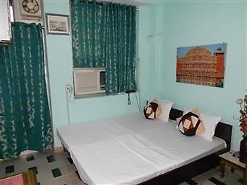 ** Bed & Breakfast Mystique Moments B&B Delhi  India