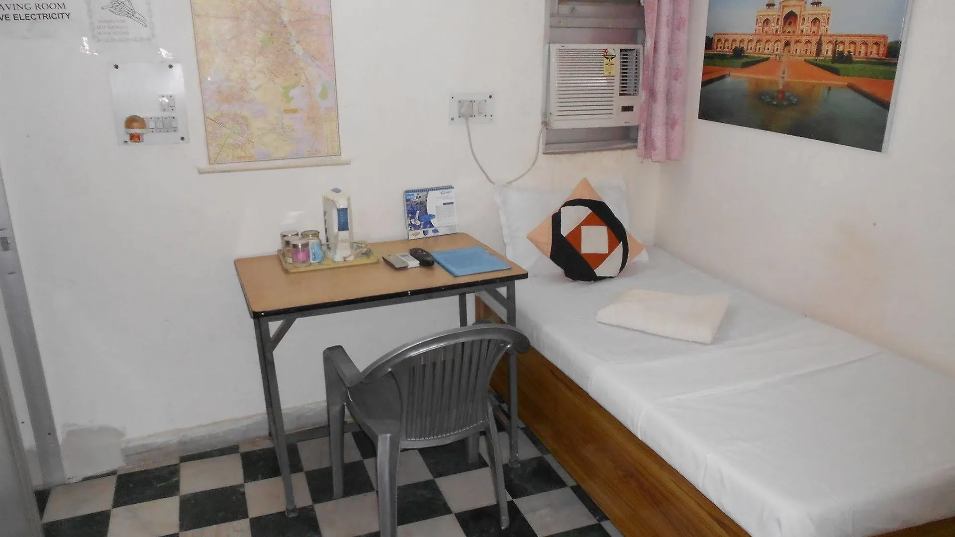 Bed & Breakfast Mystique Moments B&B Delhi